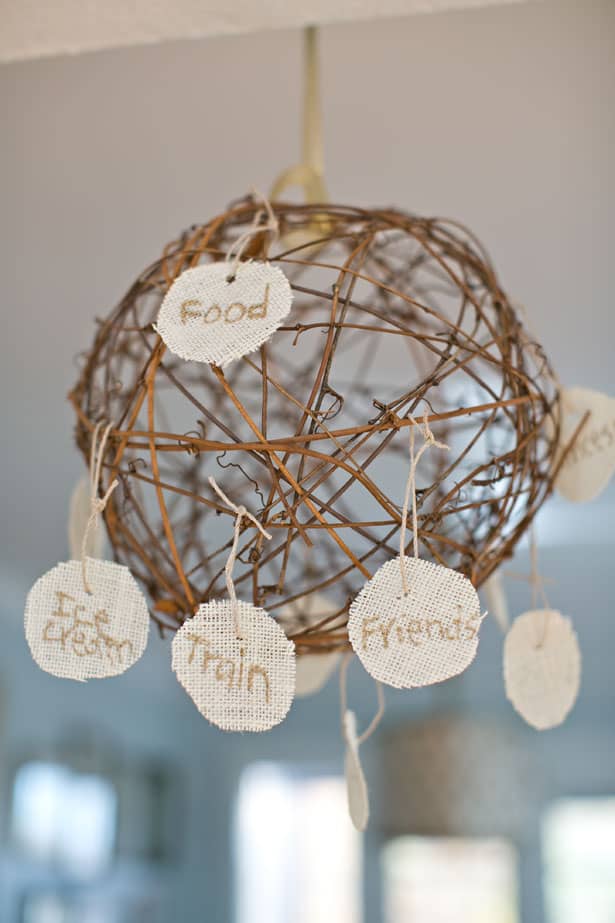 Gratitude Box (Sphere) - Branch (Twig)