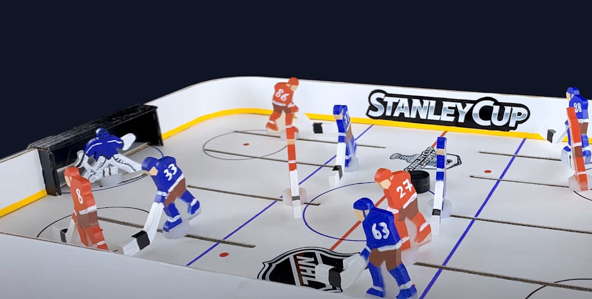 Ice Hockey Game - Cardboard