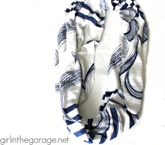 Scarf (Infinity) - T Shirt